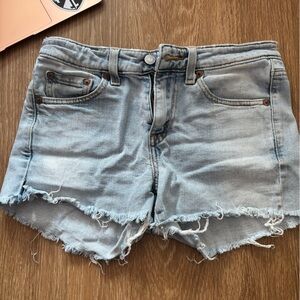 Levi’s shorts